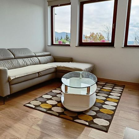 Green Apartment Cerknica Exterior photo